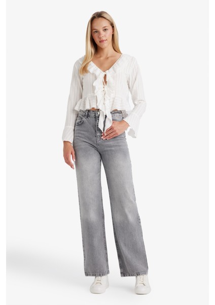 Regular Fit Dokulu Önden Bağlamalı Fırfırlı Uzun Kollu Bluz F7657AX25AU fiyatları