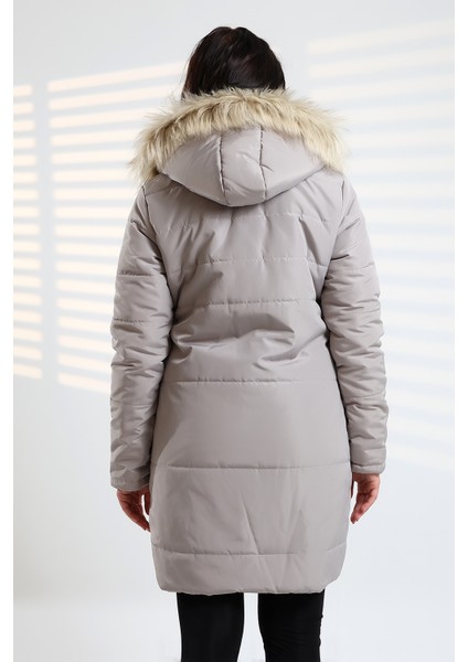 Bayan Su ve Süzgar Itici Özelliği Yıkamaya Dayanıklı Kapüşonu Kürklü Kapitone Mont