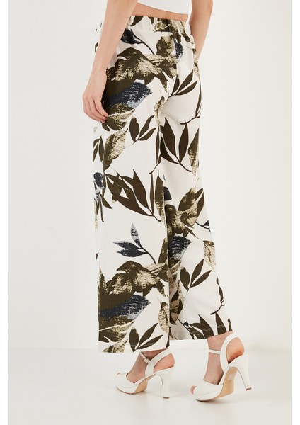 Desenli Beli Lastikli Bol Paça Pantolon Bayan Pantolon 5869018 fırsatları