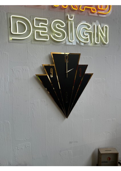 Dekoratif Ahşap Tasarım Duvar Saati modelleri