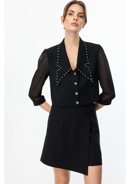 Yakası Taşlı Duble Kol Kısa Ceket Siyah 04220