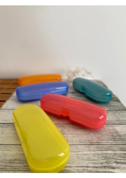 Özel Tasarım Şeffaf Çocuk Gözlük Kabı BNT127