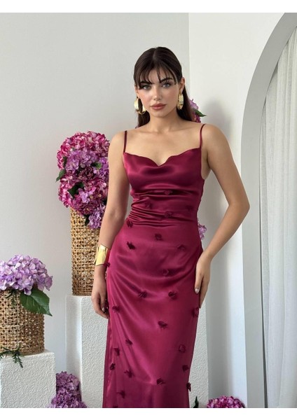 Ince Askılı Saten Çiçek Aplikeli Midi Elbise fiyatları