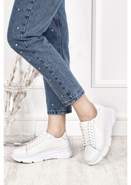 Kadın Beyaz Bağcıklı Dolgu Taban Hakiki Deri Sneaker fiyatları