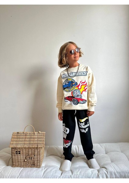 Araba Desenli Uzun Kollu Erkek Çocuk Alt Üst Takım