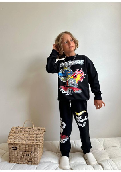 Araba Desenli Uzun Kollu Erkek Çocuk Alt Üst Takım fırsatları