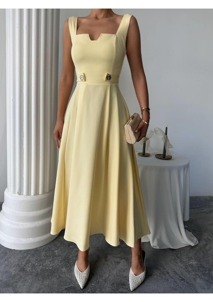 Ayvel Atlas Düğme Detay Midi Elbise fırsatları