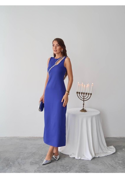 Mona Taş Detay Atlas Kumaş Uzun Elbise modelleri