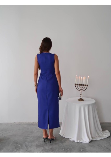 Mona Taş Detay Atlas Kumaş Uzun Elbise fırsatları