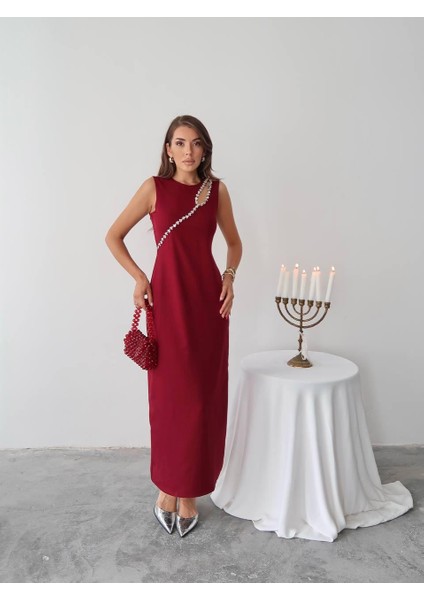 Mona Taş Detay Atlas Kumaş Uzun Elbise