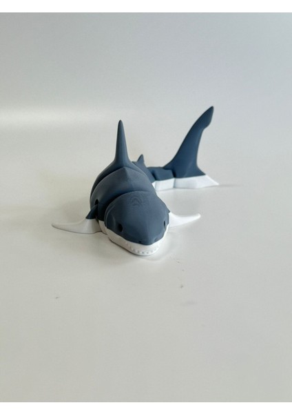 Köpek Balığı Figür – Hareketli Eklemli Büyük Beyaz 18CM fırsatları