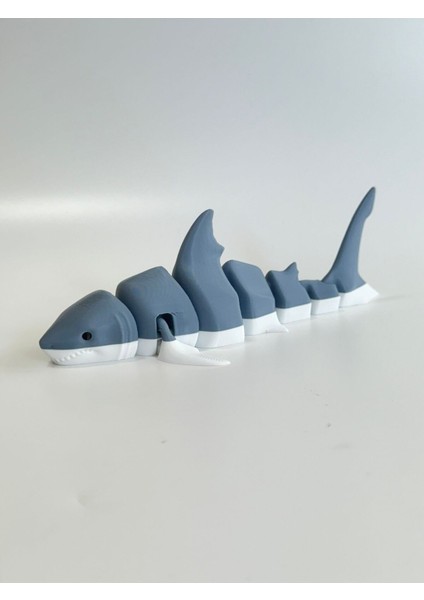 Köpek Balığı Figür – Hareketli Eklemli Büyük Beyaz 18CM indirimleri