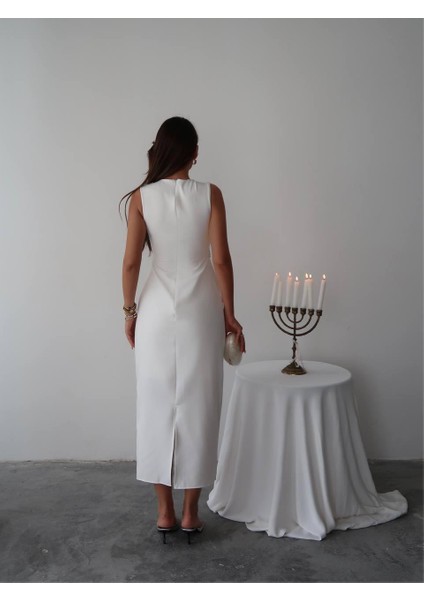 Mona Taş Detay Atlas Kumaş Uzun Elbise fırsatları