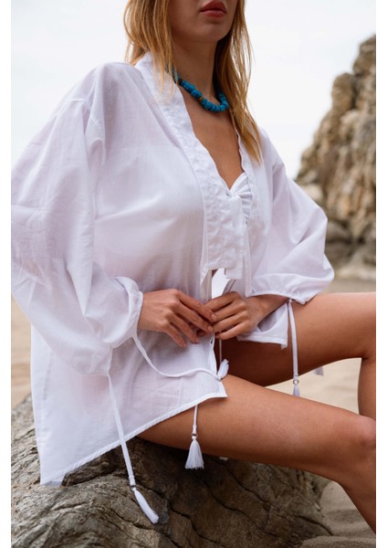 Harmony Kadın Kısa Kimono Püskül ve Nakış Detaylı modelleri