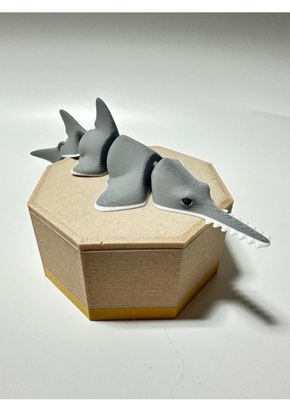 Testere Dişli Köpekbalığı Figürü - Hareketli Eklemli - 16CM