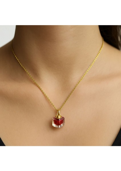 Vişne Kırmzısı Küp Gold Çelik Kolye