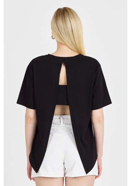 Kadın Sırt Detaylı %100 Pamuk Siyah Tişört indirimleri