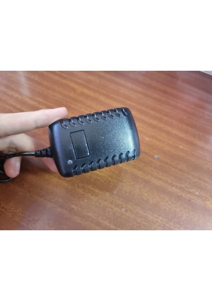 24V 1A Priz Tipi Adaptör – LED ve Elektronik Cihazlar Için Güç Kaynağı modelleri