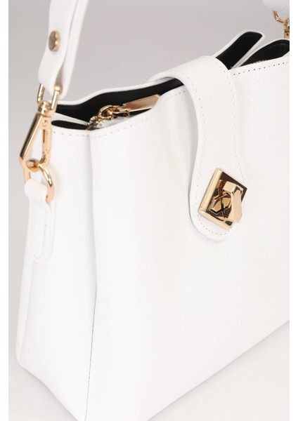 930167 Çanta Beyaz Rugan Kadın Omuz Çantası