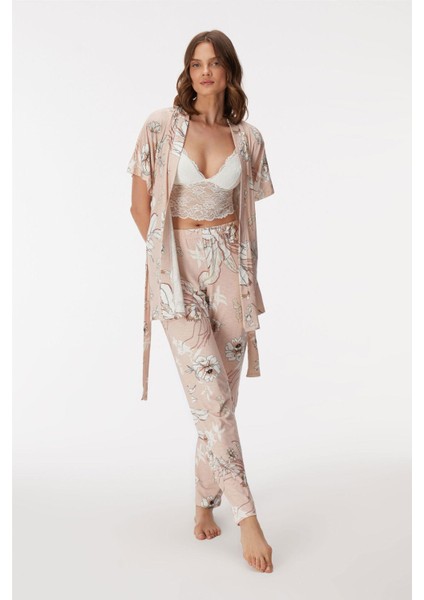 Kadın Sabahlıklı Dantel Ip Askılı Braletli Pijama Takım