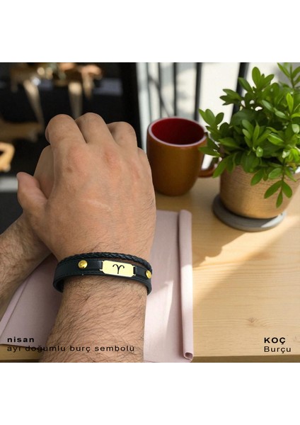 Altın Plakalı 14 Ayar Nisan Ayı Doğumlarına Oval Motifli Hakiki Siyah Derili Hediye BILEKLIK-563AY