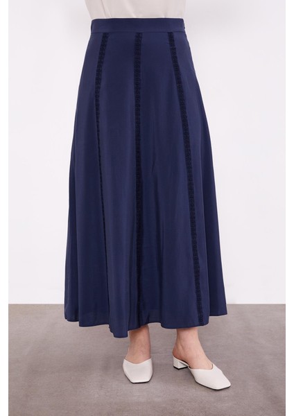 131036 Önü Fisto Detaylı Sıfır Yaka Kol Ucu Lastikli Dökümlü Beli Kemerli Önü Fisto Detaylı Etekli Takım fiyatları