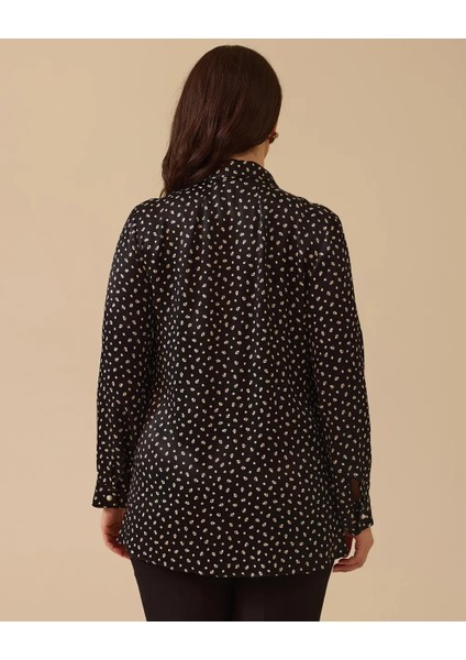 4007 Önü Gizli Düğmeli Kolları Manşetli Desenli Saten Gömlek #03-25# fiyatları