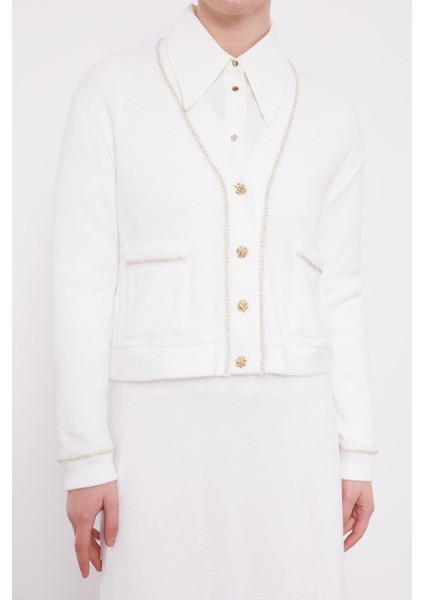 131002 Etekli Takım Önü Düğmeli Yaka Kenar Geçiş ve Cep ve Kol Ucu Taşlı Gold Geçişli Eteğin Beli Lastikli Kloş Model Spor Şık Etekli Takım modelleri