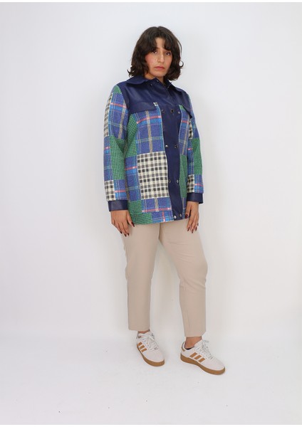 1112 Önü Çift Çıt Çıt Detaylı Yaka Kol Ucu Deri Görünümlü Kısa Desenli Ceket Qks #24-10# fırsatları