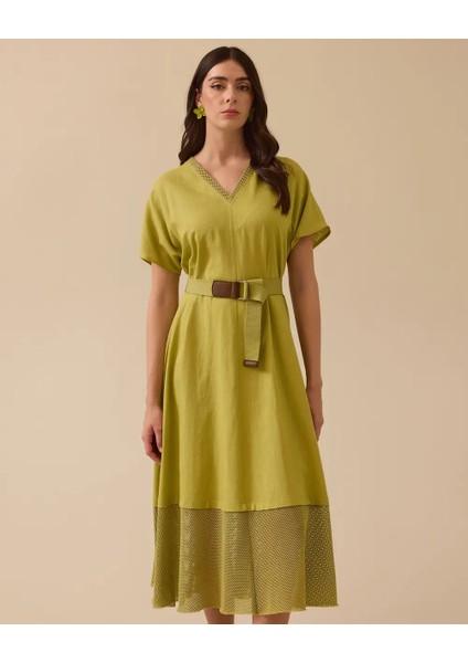 10037 V Yaka, Yakası ve Eteğin Uç Kısmı File Detaylı Beli Kemerli Yarım Kol Elbise 10002511310037 #06-25#