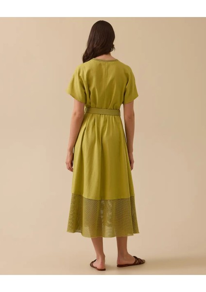 10037 V Yaka, Yakası ve Eteğin Uç Kısmı File Detaylı Beli Kemerli Yarım Kol Elbise 10002511310037 #06-25# fiyatları