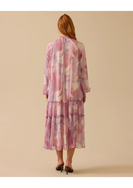 11037 Sıfır Yaka Kol Ucu Lastikli Arkası Fermuarlı Altı Kat Detaylı Desenli Elbise #03-25# modelleri