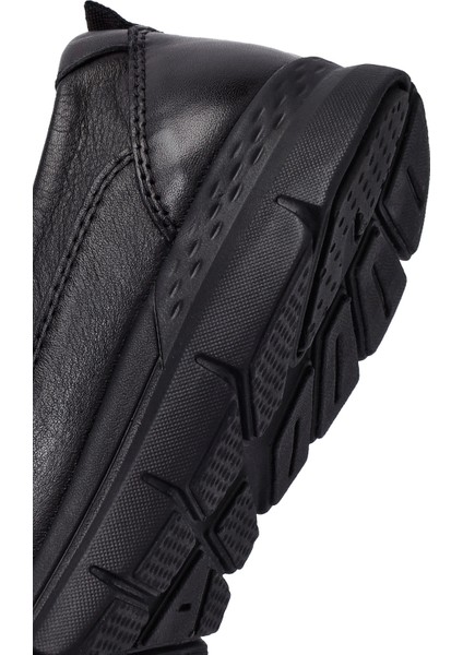 Kadın Siyah Taş Detaylı Deri Comfort Ayakkabı 25AFD500918