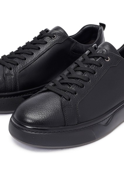 Erkek Siyah Bağcıklı Kalın Tabanlı Deri Sneaker 25WFD675014