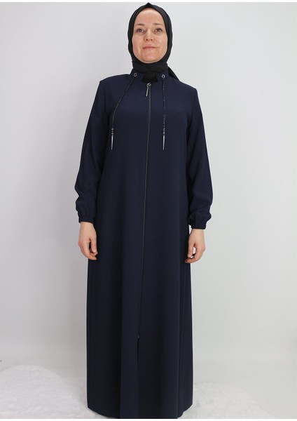 9001YAKASI Zincir Detaylı Hakim Yaka Fermuarlı Krep Kumaş Ferace Qys 9001 Ferace #22-09# fiyatları