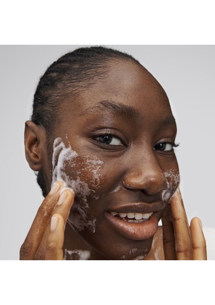 Clarifying Face & Body Cleanser - Yüz ve Vücut Temizleme Jeli 200 ml modelleri