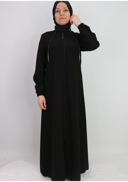 9001YAKASI Zincir Detaylı Hakim Yaka Fermuarlı Krep Kumaş Ferace Qys 9001 Ferace #22-09#