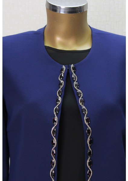 2645 Önü Boncuk ve Taş Detaylı Iç Bluz Sıfır Kol Sıfır Yaka 3 Lü Ceketli Takım Klasik Anne Takım Qys Anne Takım 2645 #23-04# modelleri