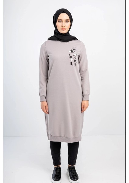 1502 Göğüsü Boncuk ve Pul Detaylı Iki Iplik Uzun Sweat Qys Iki Iplik Sweat 1503 #23-05# modelleri