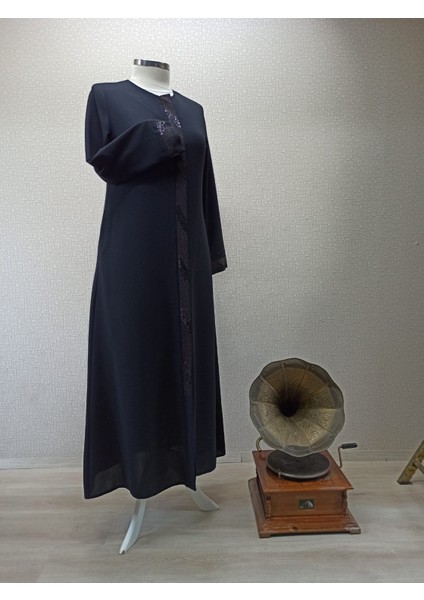 3021ÖNÜ ve Kol Uçları Taş Işlemeli Yuvarlak Yaka Gizli Fermuarlı Feerace Qys 3021 Ferace #22-01# fiyatları