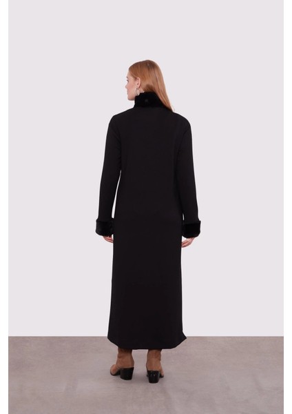 330256 Yakası ve Kol Ucu Kürklü Önü Yarım Fermuarlı Iki Iplik Elbise #01-25# fırsatları