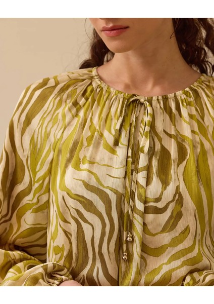 1029 Sıfır Yaka Yakası ve Kolları Ip Bağlama Detaylı Eteğinin Ucu Kat Detaylı Desenli Şık Elbise #03-25# modelleri