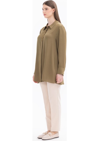 1028 Şık Gömlek Önü Düğmeli Taşlı Şık Gömlek 14242102201028 #24-07# fiyatları