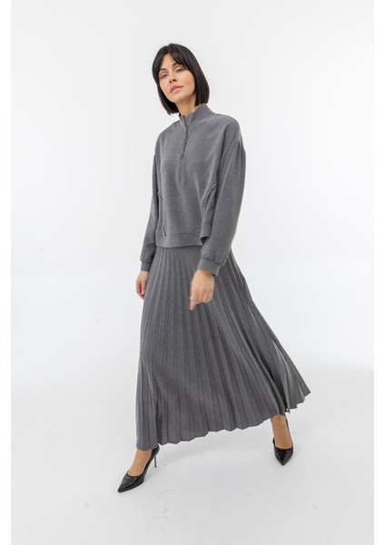 25139 Hakim Yaka Önü Yarım Fermuarlı Kenarları Göğüs Altından Alt Kısma Kadar Taşlı Eteğin Beli Lastikli Piliseli Spor Etekli Takım #03-25#