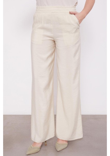 100540 Göğüs ve Alt Kısmı Cepli Önü Fermuarlı Beli Büzgülü Kol Ucu Katlamalı Pantolonun Beli Lastikli Spor Takım #02-25# indirimleri