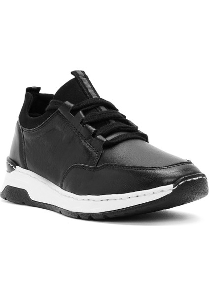 Kadın Siyah Bağcıklı Deri Sneaker 25AFD500718
