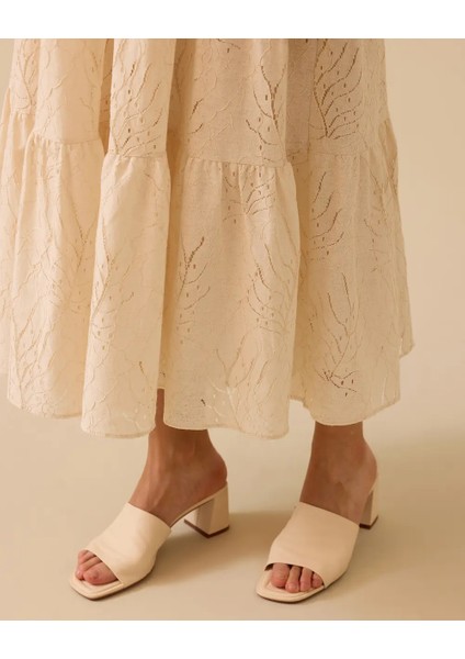 1027 Güpürlü Sıfır Yaka Içi Astarlı Keten Elbise 10002511311027 #06-25# fırsatları