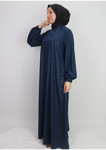 520489 Ferace Sıfır Yaka Kol Ucu Lastikli Jakar Desen Beli Bağlamalı Medine Ipeği Spor Şık Ferace modelleri