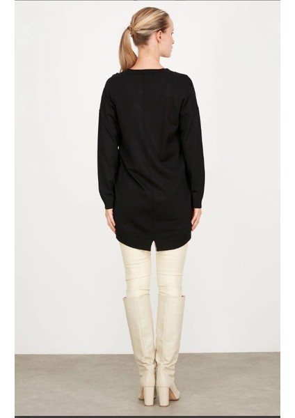 21494 Arkası Yırtmaçlı Detaylı Triko Tunik Qks Tunik #23-113 modelleri