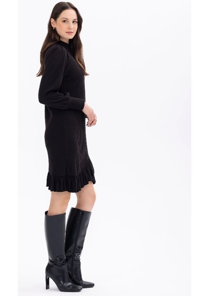 1043 Triko Görünümlü Fırfırlı Dar Kesim Elbise Günlük Elbise 10231304001043 Qks Günlük Elbise #23-103 indirimleri